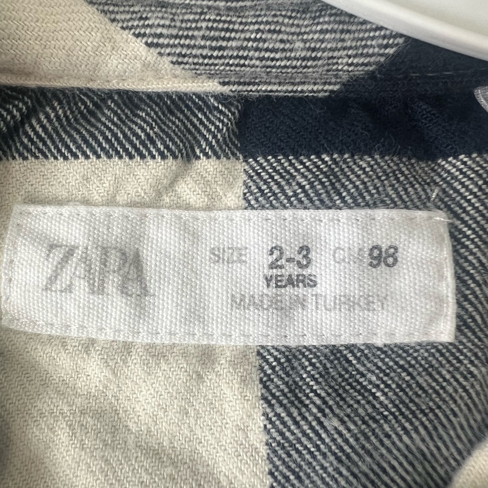 Zara Navy and White Plaid Button-Down Shirt with Hood - Picture 4 of 4
